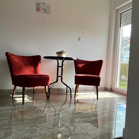 Opg - Zm Apartmani Martinovic Novska Exteriör bild