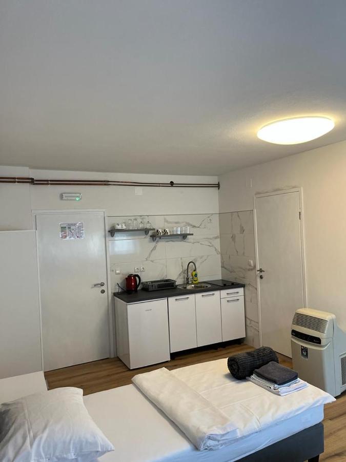 Opg - Zm Apartmani Martinovic Novska Exteriör bild